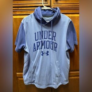 Under Armour Large Shortsleeved Hoodie